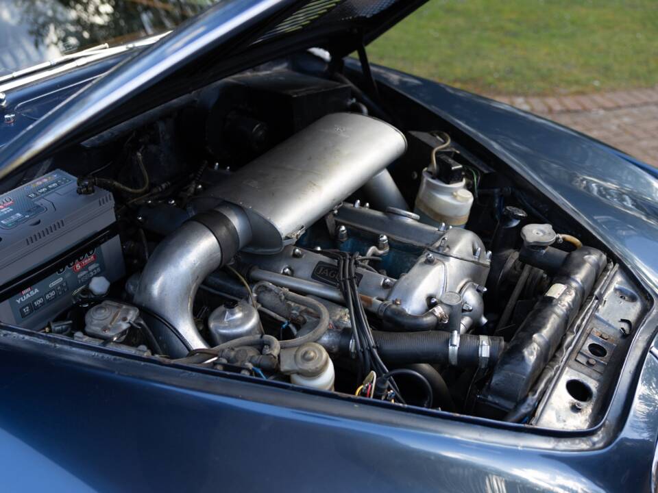 Image 35/50 de Jaguar Mk II 3.8 (1966)