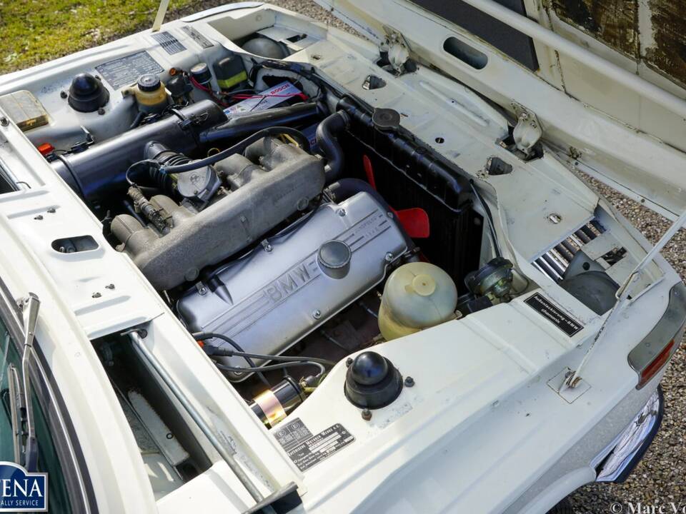 Bild 31/35 von BMW 2002 tii (1973)