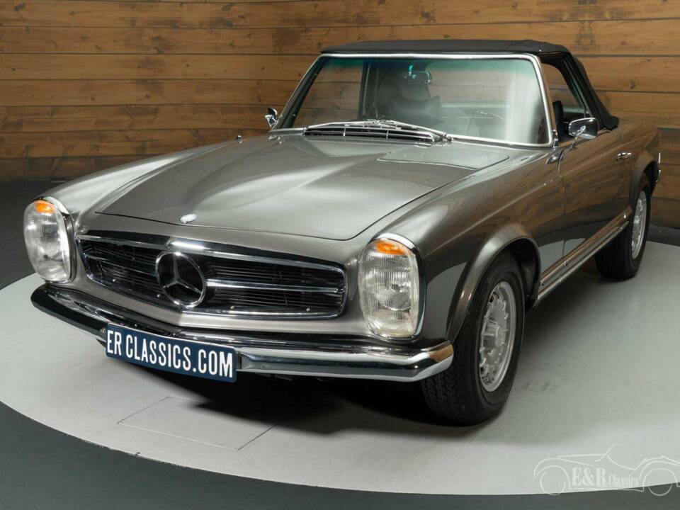 Bild 4/19 von Mercedes-Benz 280 SL (1968)