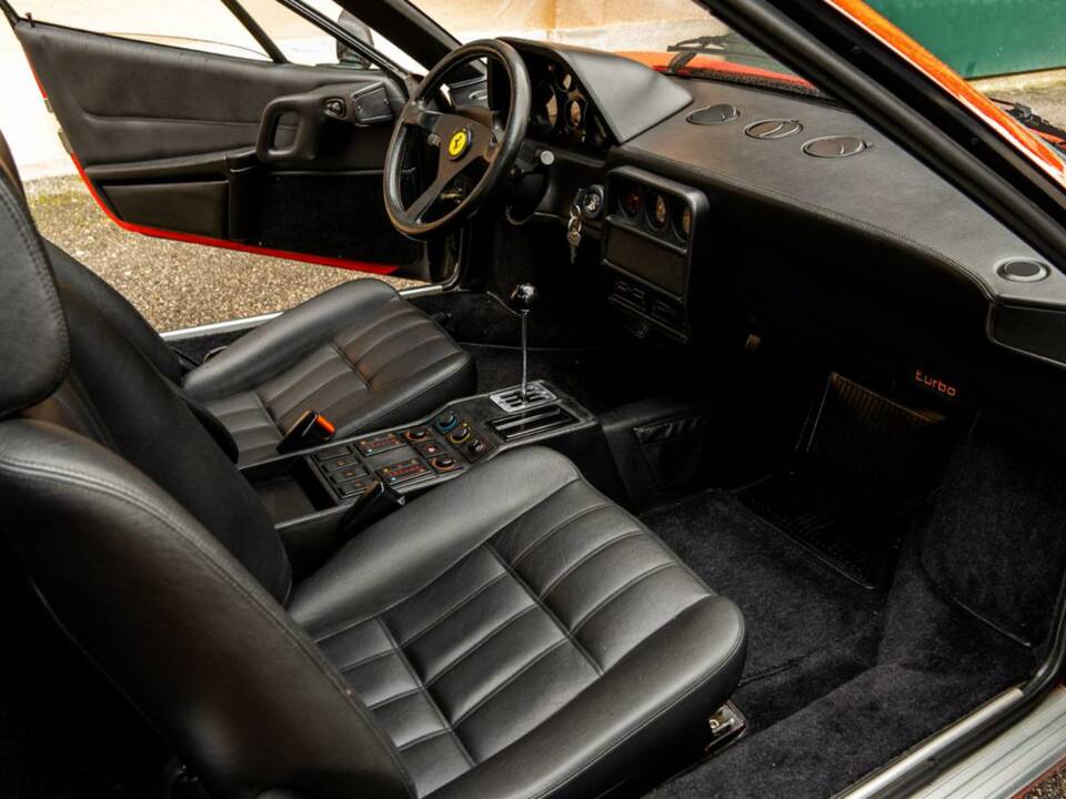 Image 25/26 of Ferrari 208 GTB Turbo (1988)
