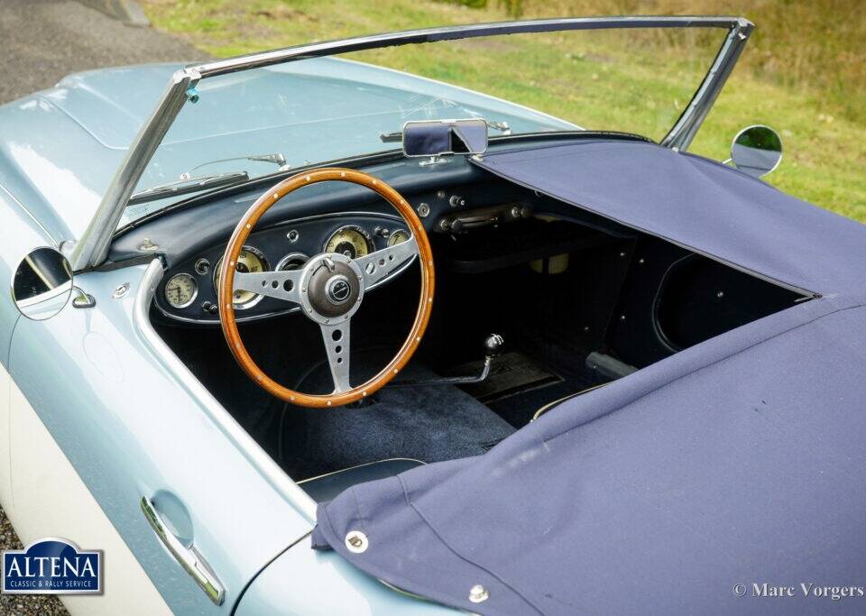 Immagine 35/44 di Austin-Healey 3000 Mk II (BN7) (1962)
