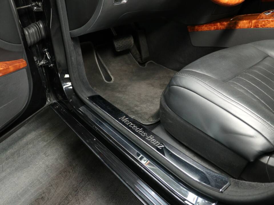 Image 13/78 of Mercedes-Benz S 600 L (2010)