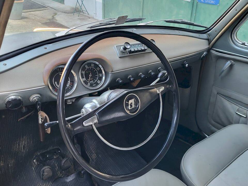 Image 21/45 of Lancia Appia (1962)