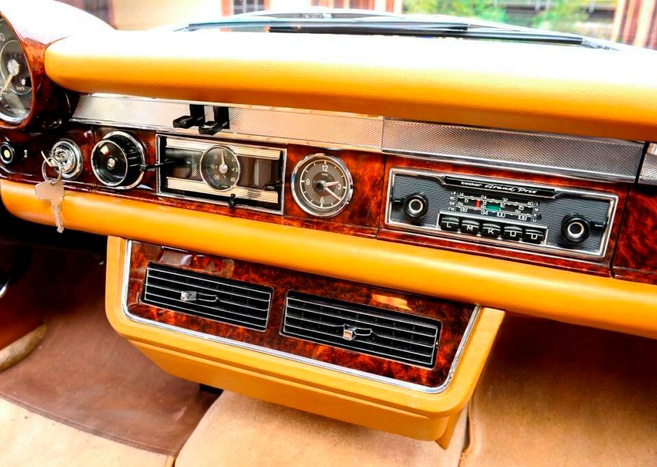 Image 28/78 of Mercedes-Benz 600 (1965)