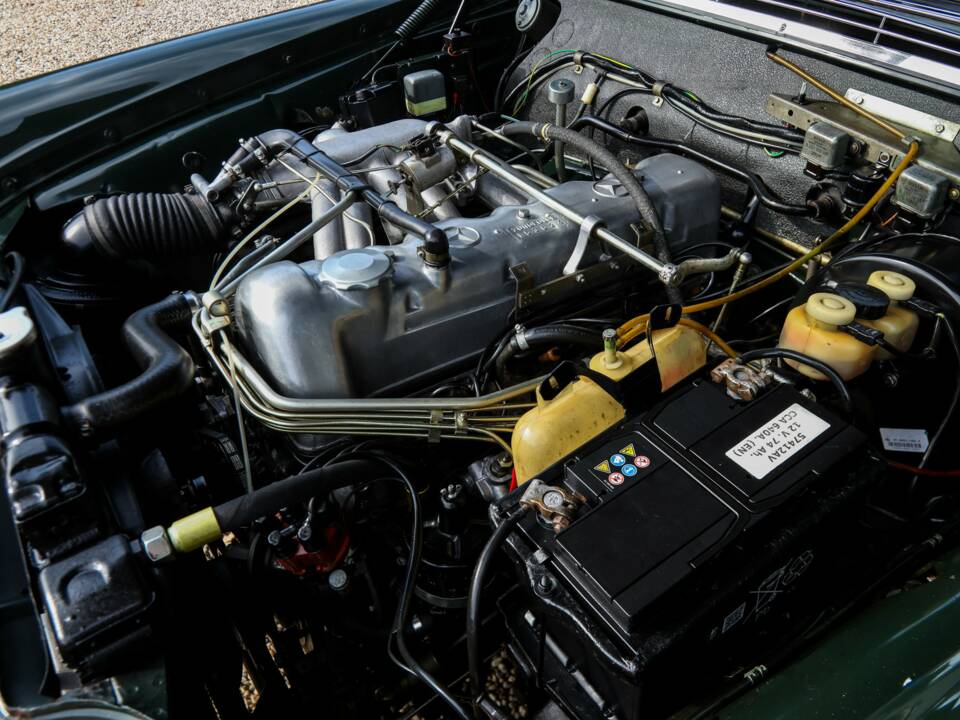 Afbeelding 50/50 van Mercedes-Benz 280 SE (1969)