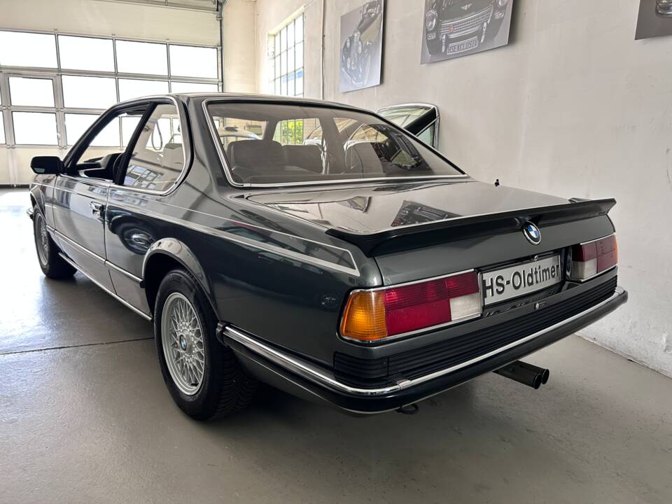 Image 7/23 de BMW 635 CSi (1985)