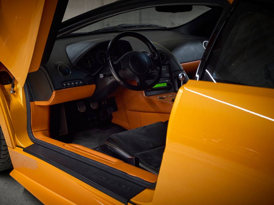Image 99/99 of Lamborghini Murciélago (2003)