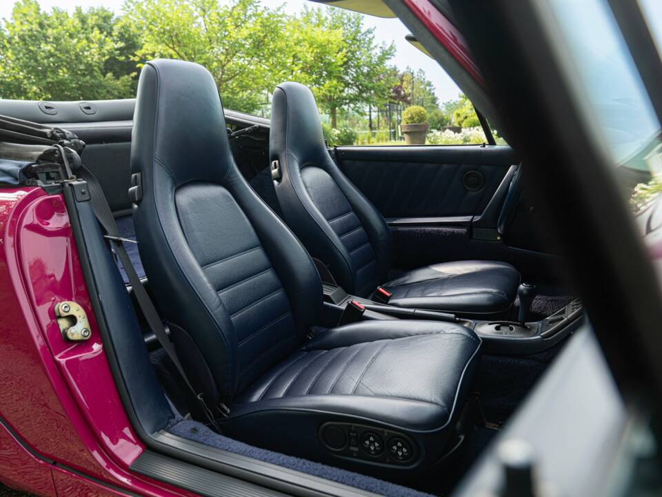 Image 48/50 of Porsche 911 Carrera 2 (1991)
