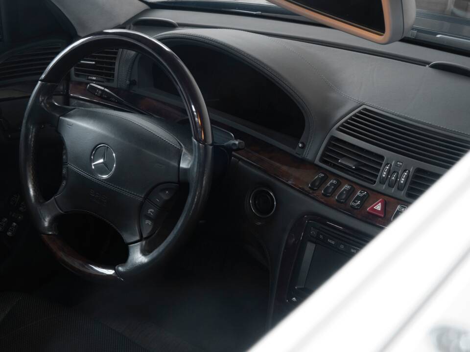 Bild 43/50 von Mercedes-Benz S 600 L (2001)