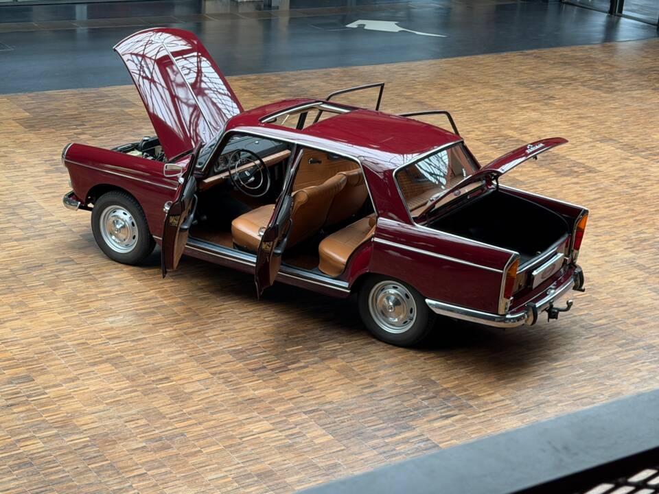 Image 34/36 of Peugeot 404 (1972)