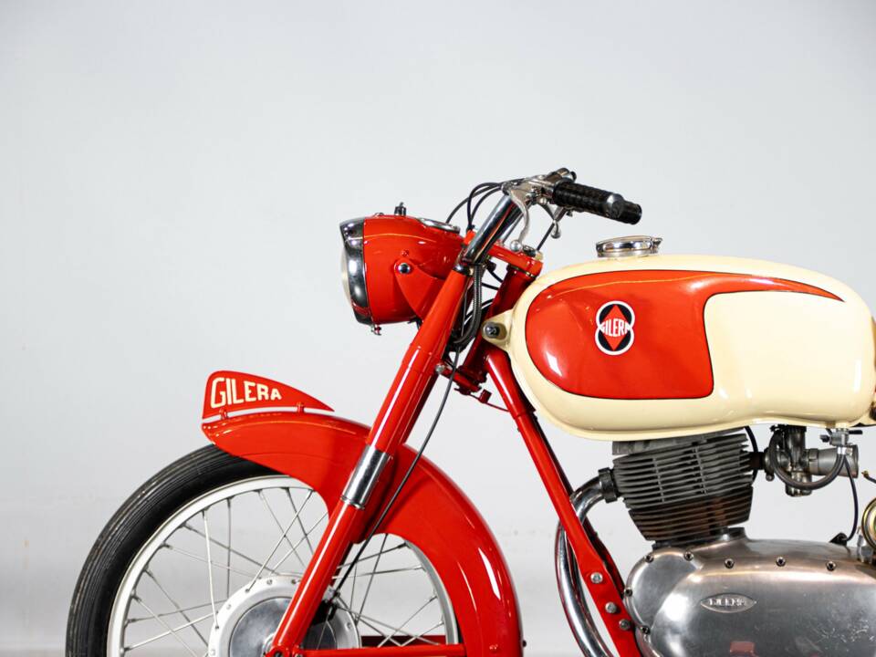 Bild 29/50 von Gilera 175 Sport (1958)