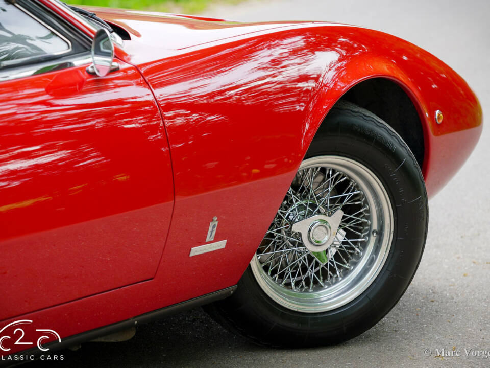 Image 47/80 of Ferrari 365 GTC&#x2F;4 (1972)