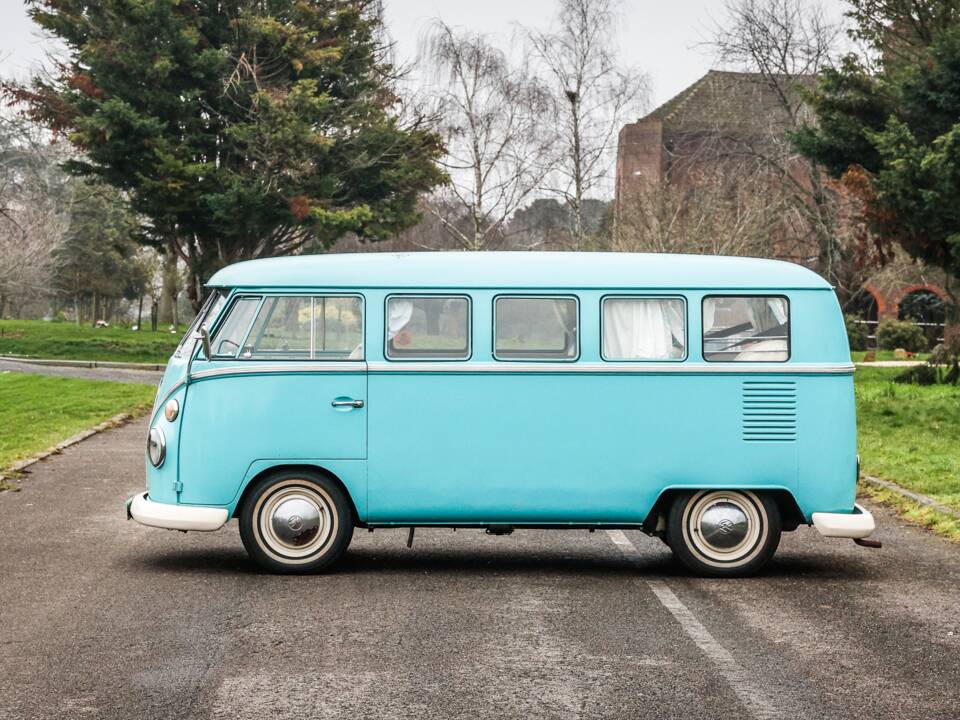 Image 10/40 of Volkswagen T2c Combi (1966)