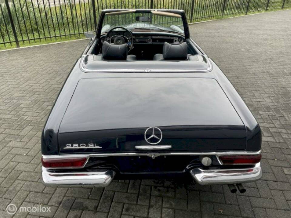 Bild 12/33 von Mercedes-Benz 280 SL (1969)