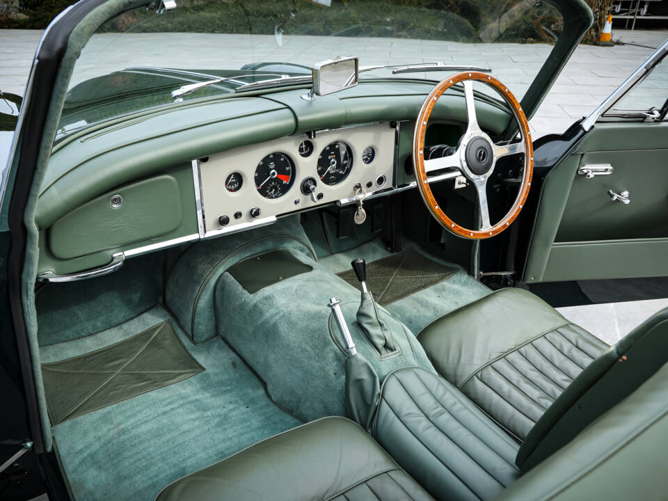 Immagine 14/19 di Jaguar XK 150 3.4 S DHC (1959)