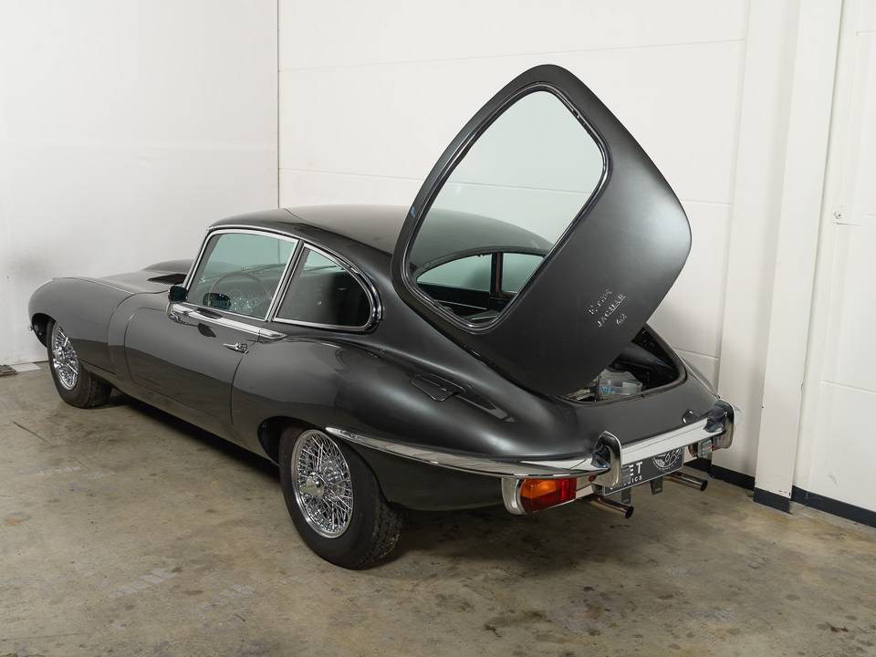 Bild 26/40 von Jaguar E-Type (2+2) (1970)