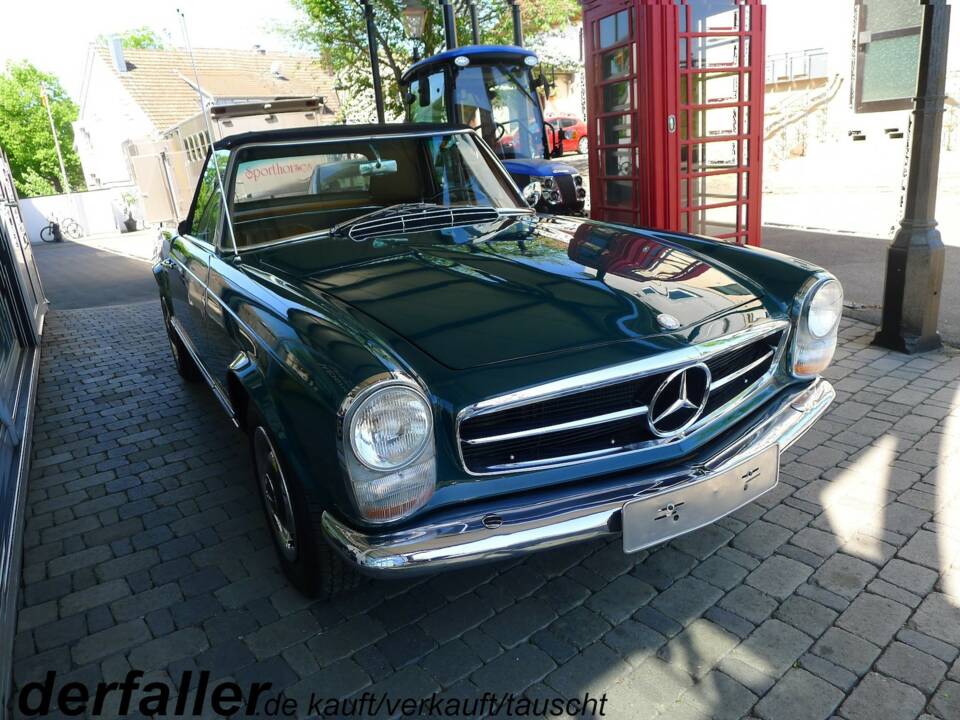 Image 1/15 de Mercedes-Benz 250 SL (1967)