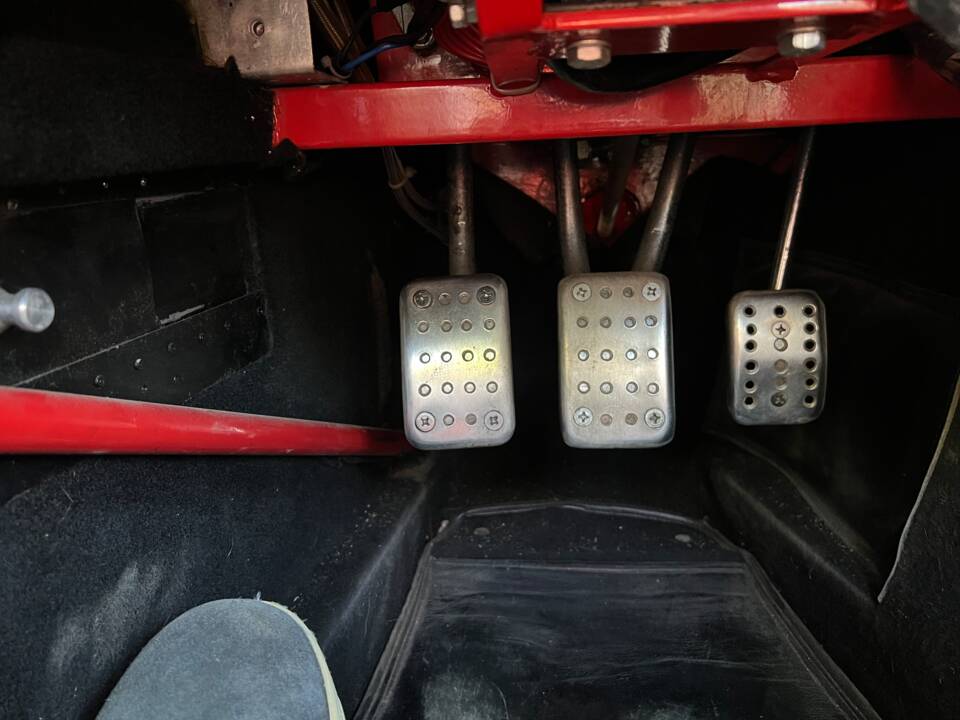 Image 119/134 of Lotus Seven (2000)