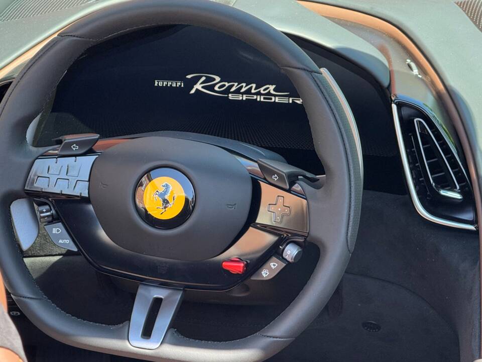 Bild 50/97 von Ferrari Roma Spider (2011)