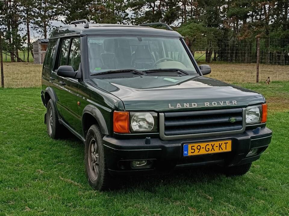 Obraz 1/7 pojazdu Land Rover Discovery 4.0 HSE (1900)