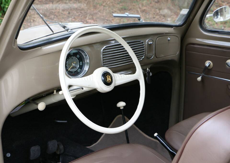 Imagen 2/8 de Volkswagen Beetle 1200 Standard "Oval" (1954)