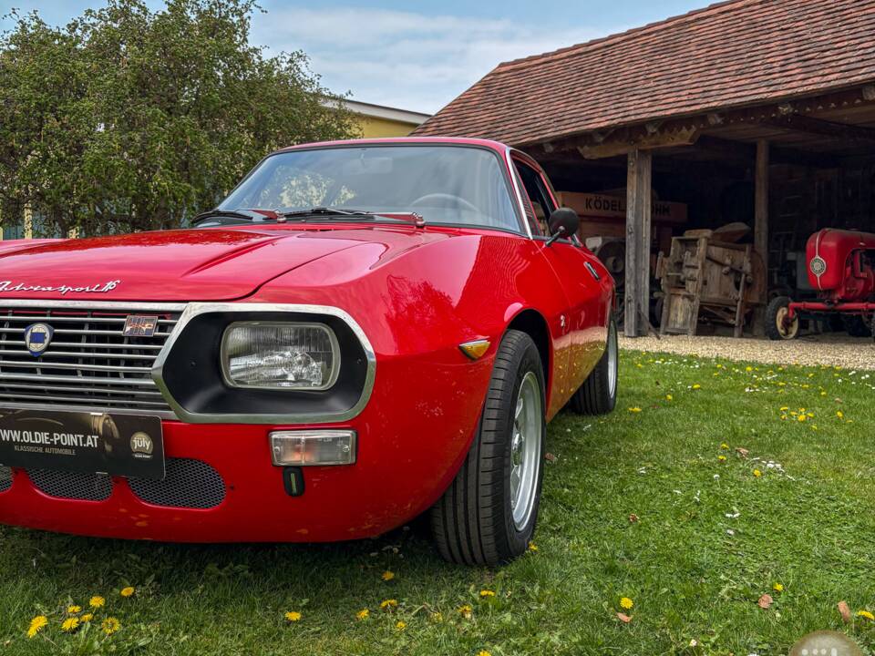 Bild 16/18 von Lancia Fulvia Sport 1.6 (Zagato) (1972)
