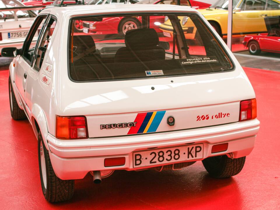 Imagen 14/47 de Peugeot 205 Rallye 1.3 (1989)