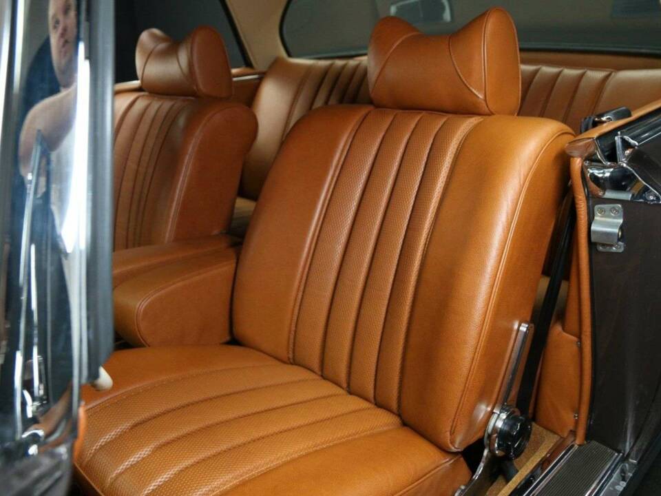 Image 11/30 of Mercedes-Benz 280 SE 3,5 (1970)