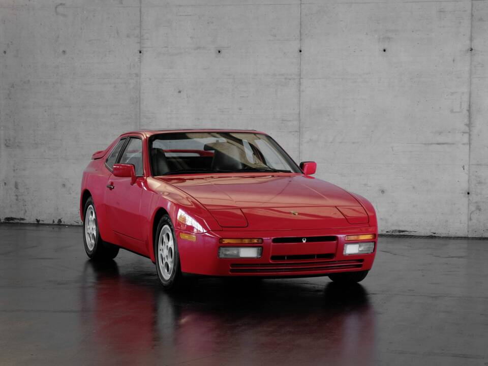 Bild 7/50 von Porsche 944 S2 (1990)