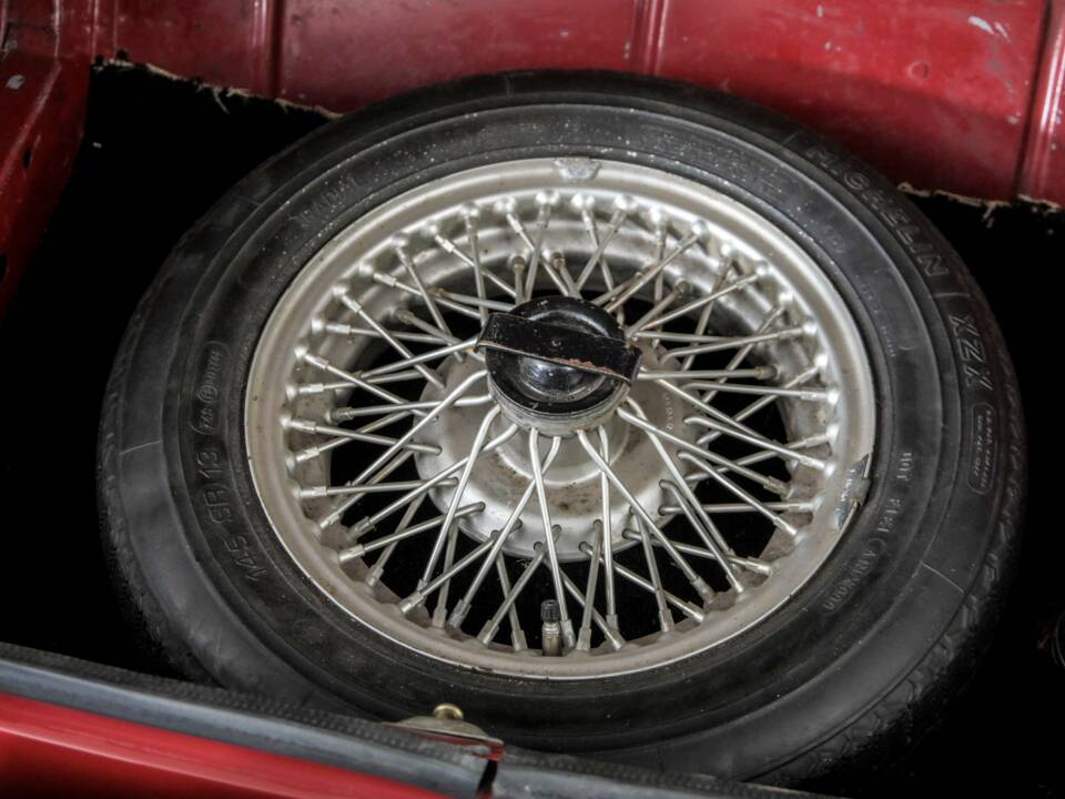 Image 43/50 de MG Midget 1500 (1979)