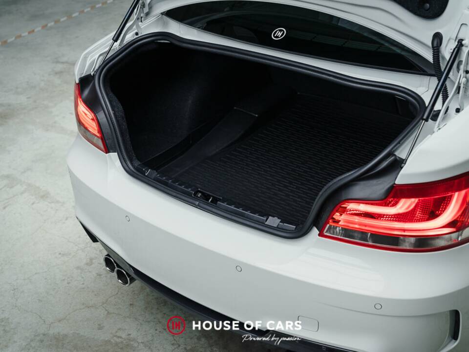 Image 14/25 of BMW 1 Series M Coupé (2011)