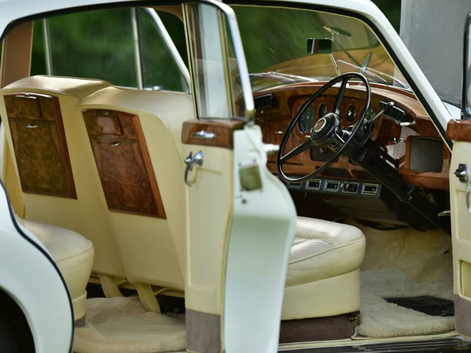 Bild 47/50 von Bentley S 2 (1961)