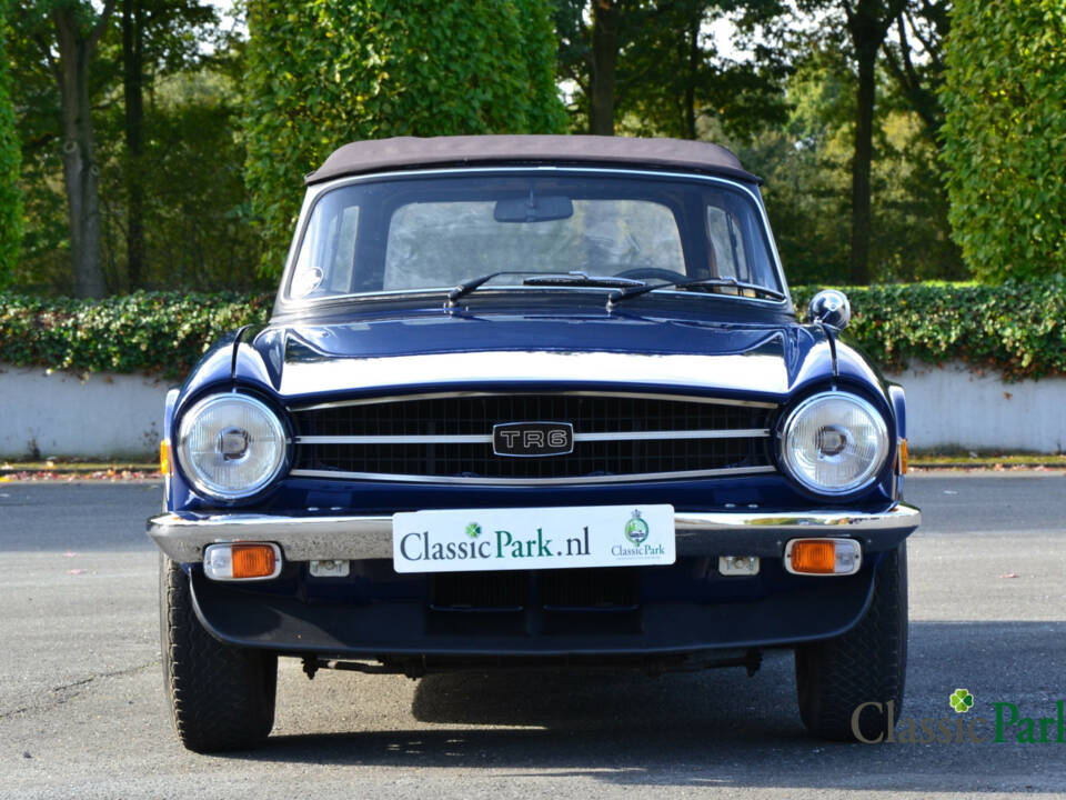 Image 23/50 of Triumph TR 6 (1975)