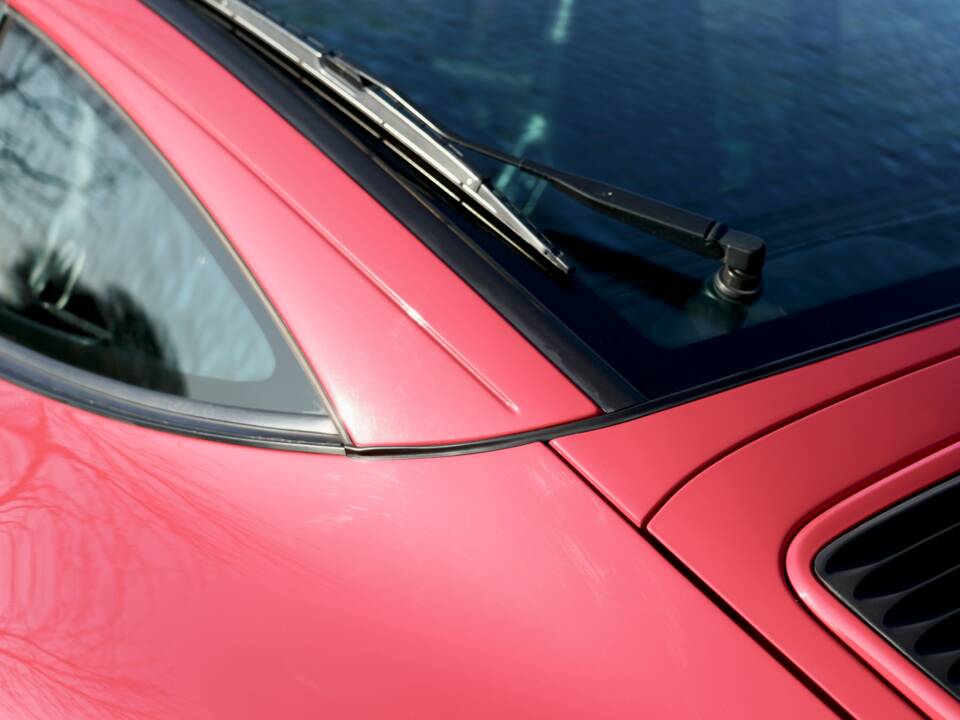 Image 23/46 of Porsche 911 Carrera (1997)