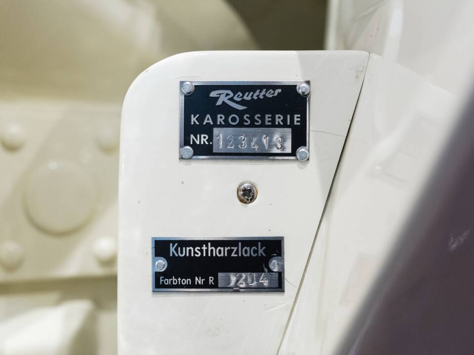 Image 40/42 of Porsche 356 C Carrera 2/2000 GS (1963)