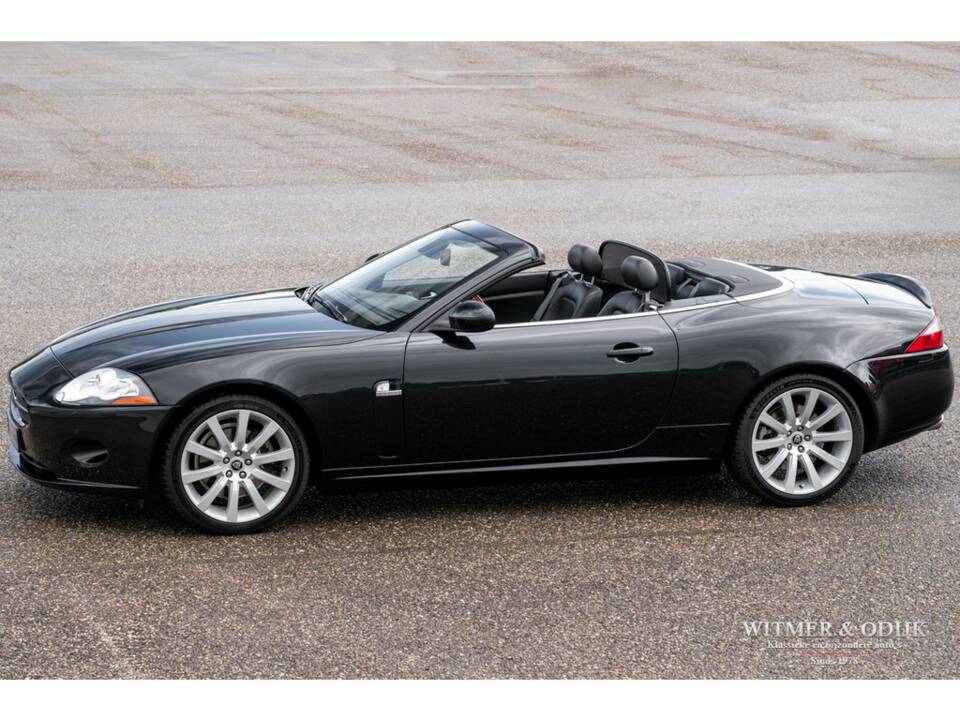 Immagine 6/34 di Jaguar XK 4.2 (2006)