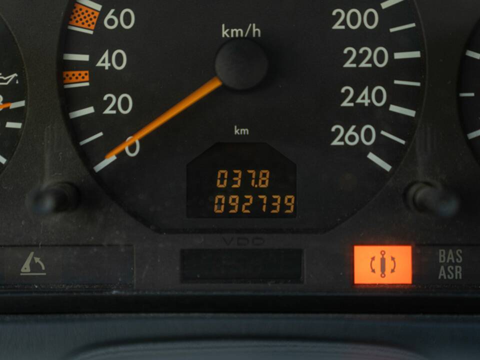 Bild 39/50 von Mercedes-Benz SL 320 (1997)