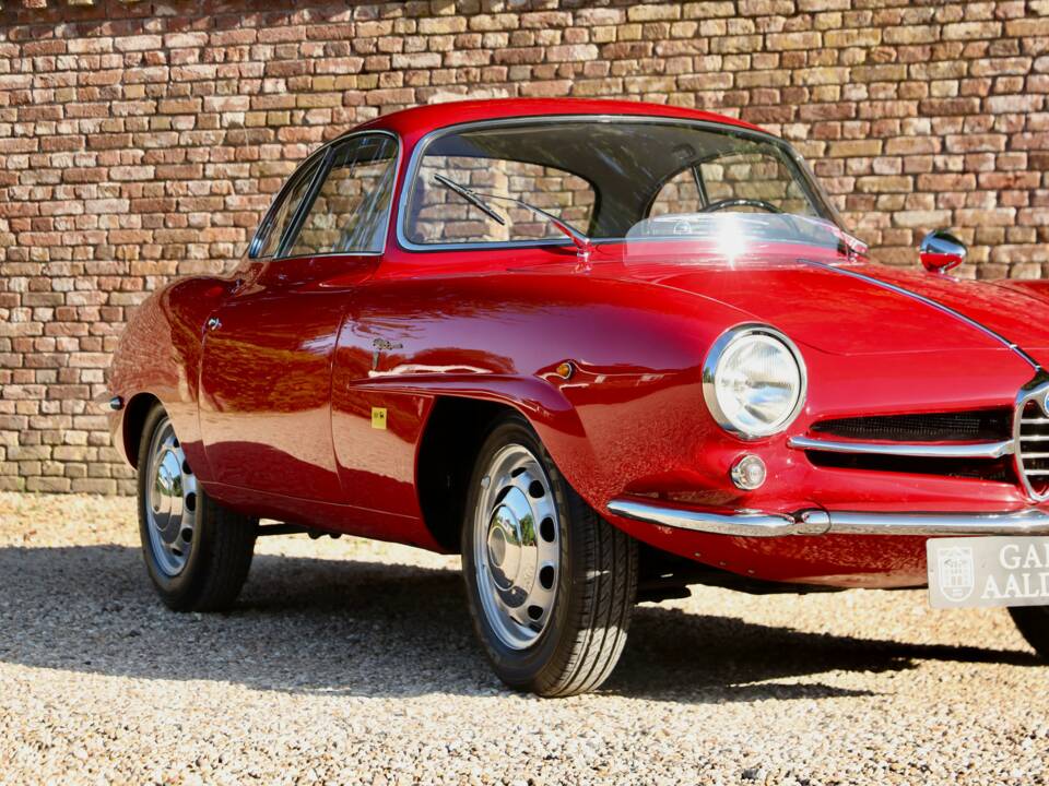Image 46/50 of Alfa Romeo Giulietta Sprint Speciale (1961)
