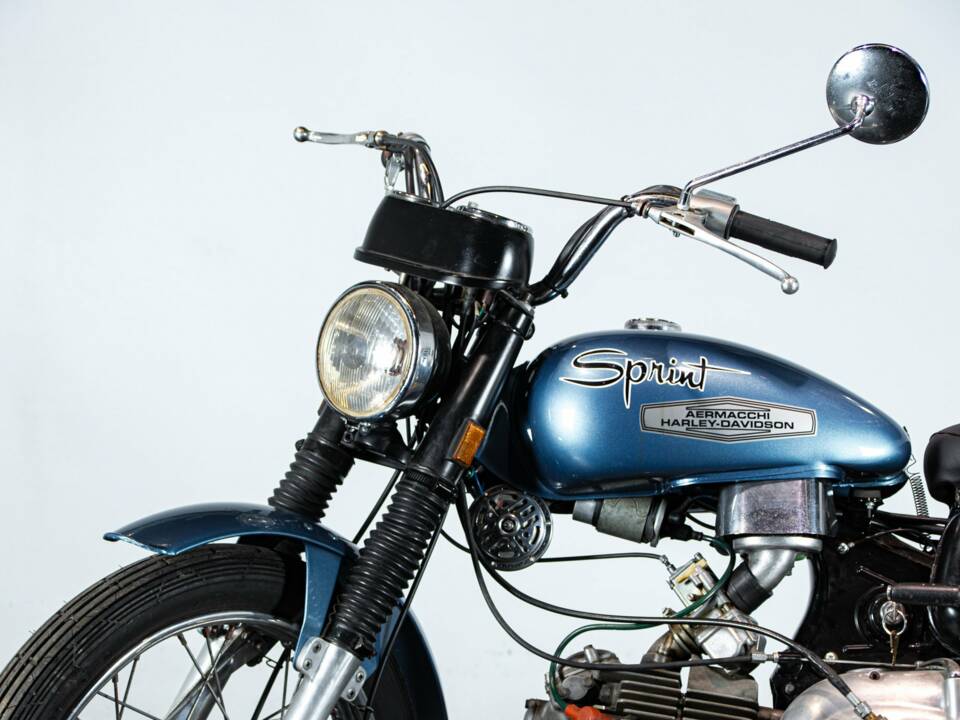 Bild 15/50 von Aermacchi Harley-Davidson DUMMY (1971)