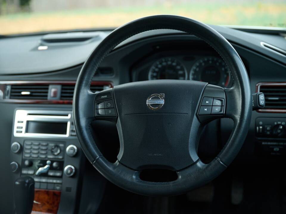 Imagen 44/50 de Volvo V70 AWD (2009)