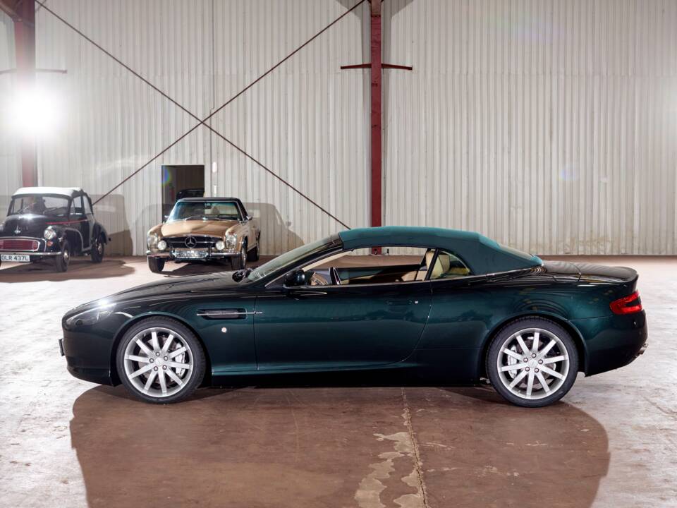Bild 39/52 von Aston Martin DB 9 Volante (2006)