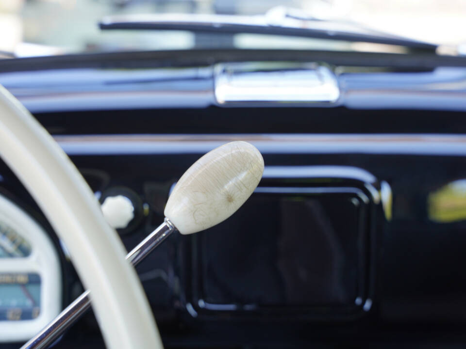 Image 46/50 of Lancia Appia C10 (1954)