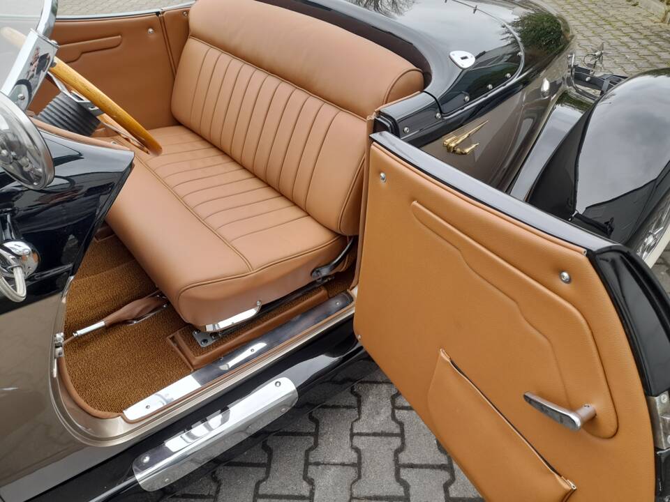 Bild 17/28 von Auburn Speedster 851 (1936)