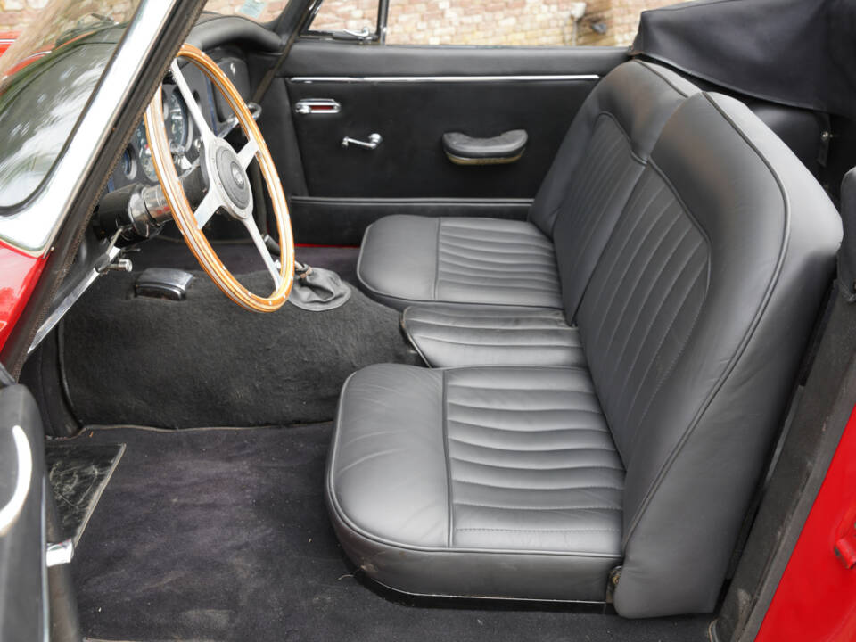 Image 3/50 of Jaguar XK 150 DHC (1960)