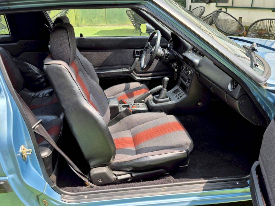 Bild 25/40 von Mazda RX-7 (1981)