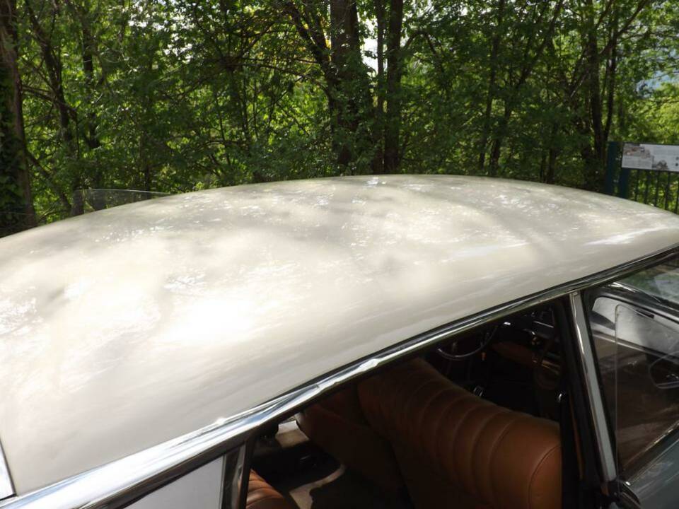 Bild 30/35 von Citroën DS 21 Pallas (1969)