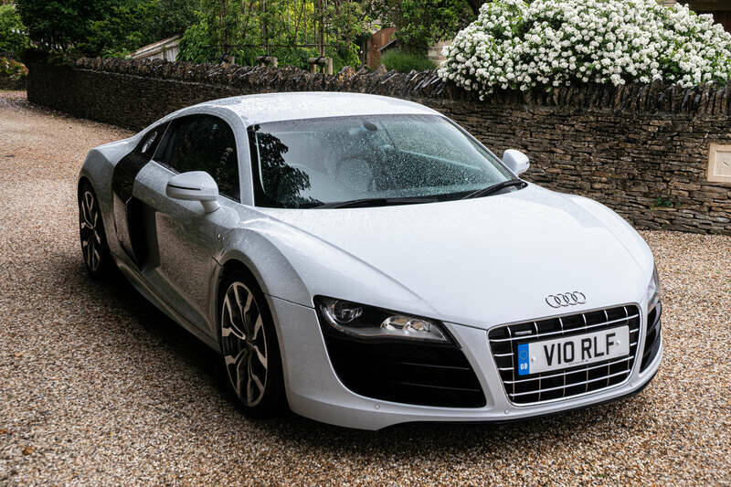 Image 38/38 of Audi R8 V10 (2010)