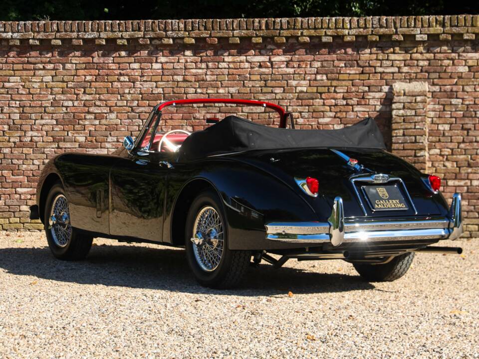 Image 2/50 of Jaguar XK 150 3.4 S DHC (1958)