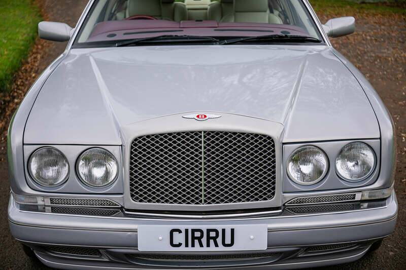 Image 15/50 of Bentley Continental R (1996)