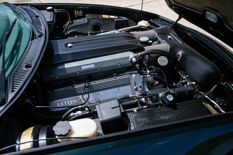 Bild 14/32 von Aston Martin V8 Coupé (1998)